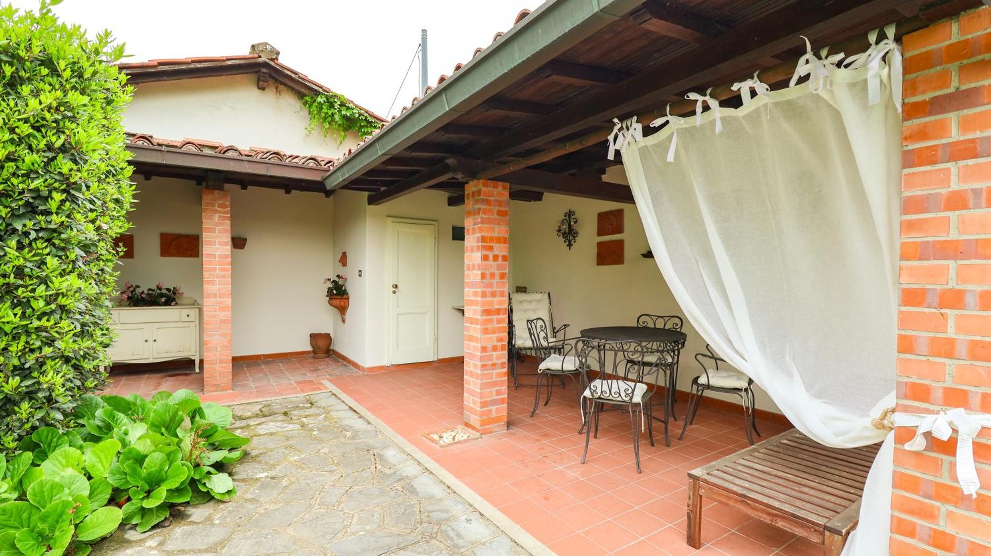 Tuscan House With Garden - With Wi-Fi, Free Parking Appartement Montecatini Terme Buitenkant foto