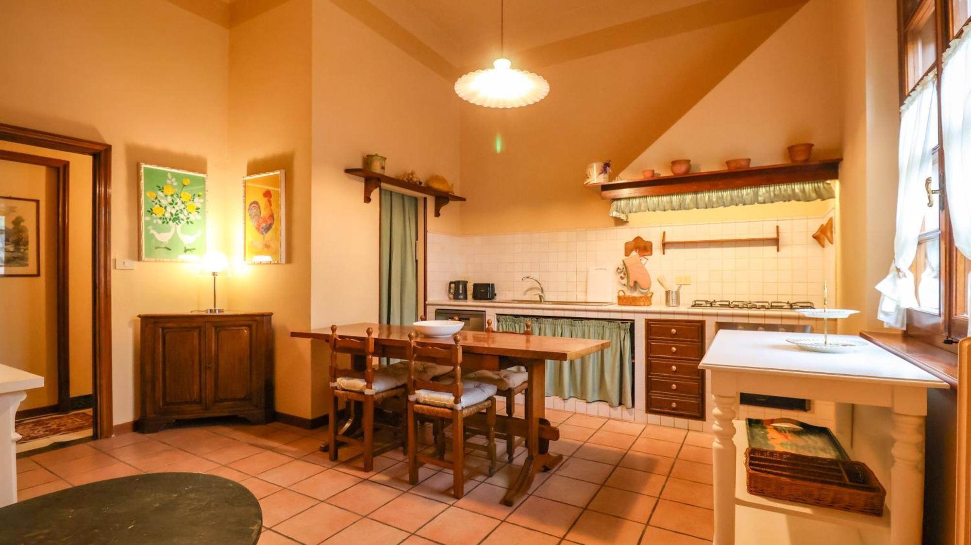 Tuscan House With Garden - With Wi-Fi, Free Parking Appartement Montecatini Terme Buitenkant foto